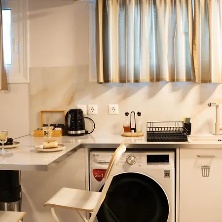Nostos Apartment